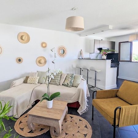 Cap Saint Gilles - T3 Vue Sur Le Port Apartment Exterior foto